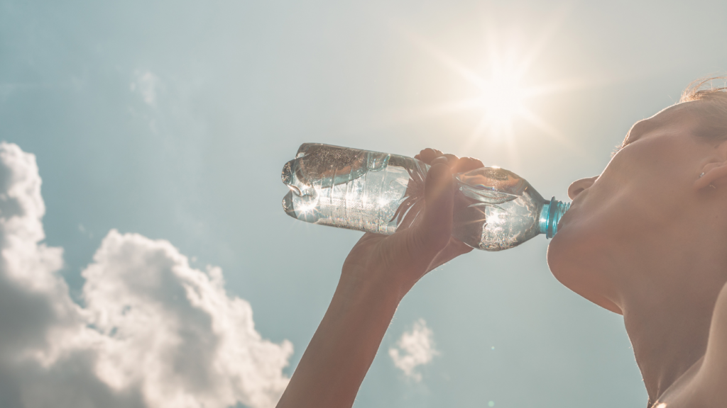 How to Stay Hydrated in Summer