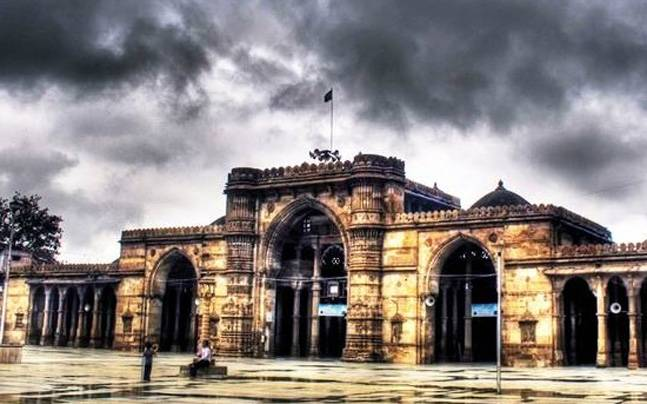 Top 10 Tourist Places in Gujarat 