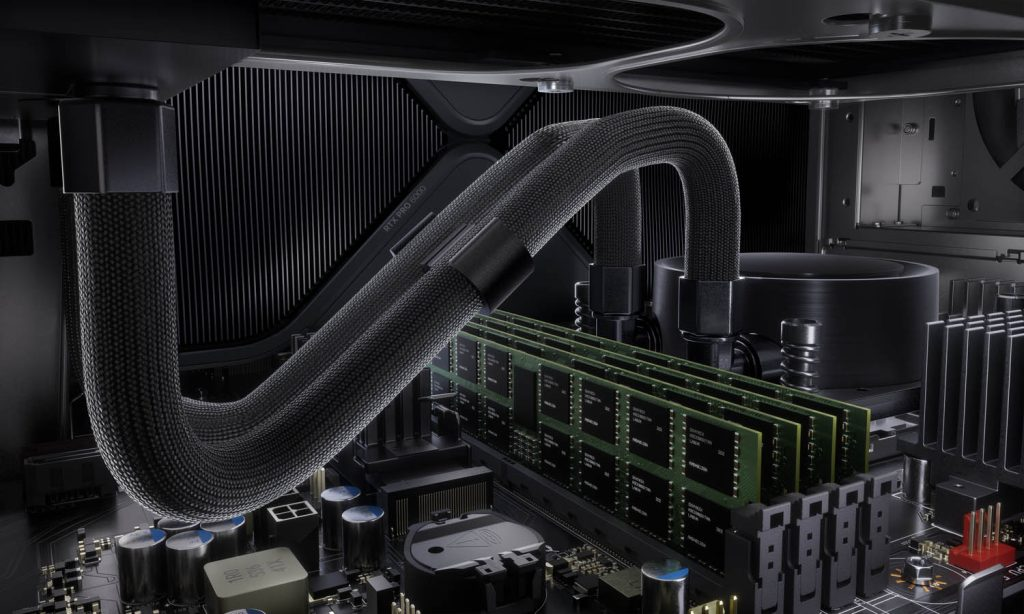  Lenovo Unveils AMD Ryzen-Powered ThinkStation P4 Workstation