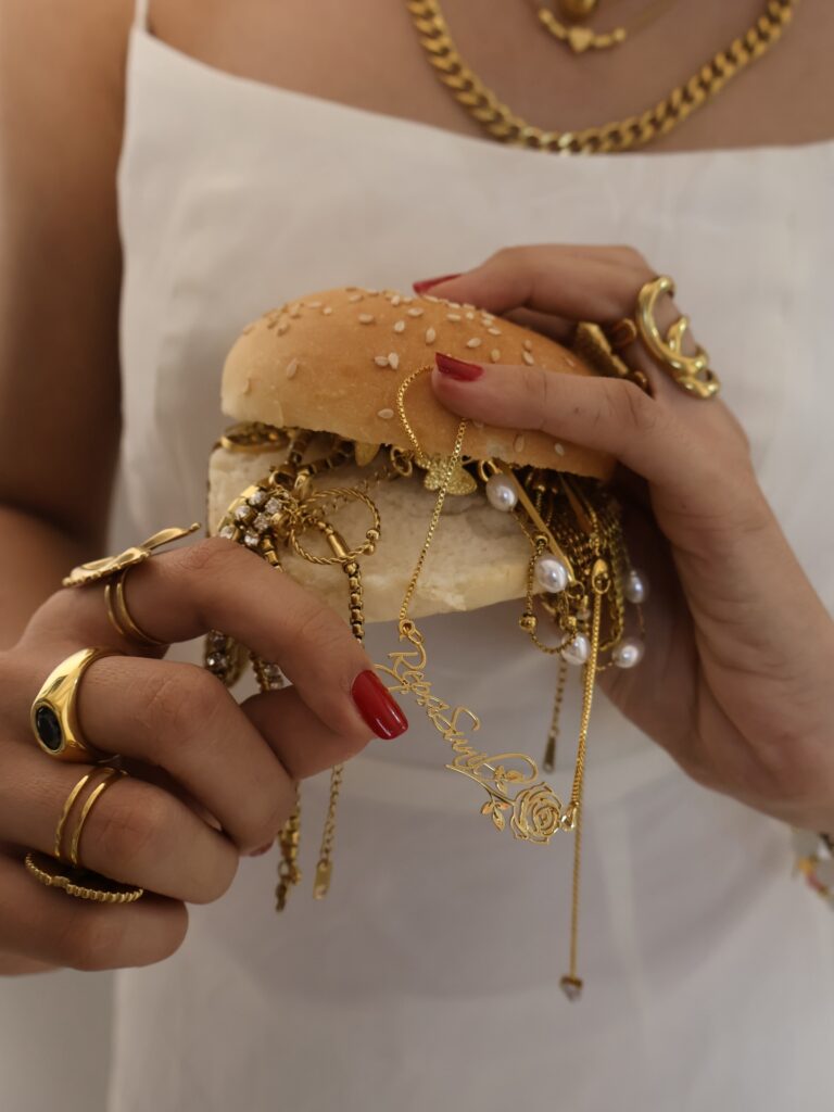 ઇન્સ્ટાગ્રામ પર ઓનલાઇન સ્ટોર