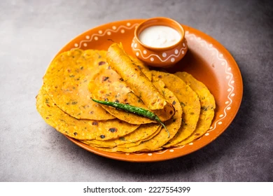 અજમાવા જેવી 10 લોકપ્રિય ગુજરાતી નાસ્તાની વાનગીઓ, જે એકવાર તો જરૂર ટ્રાય કરો