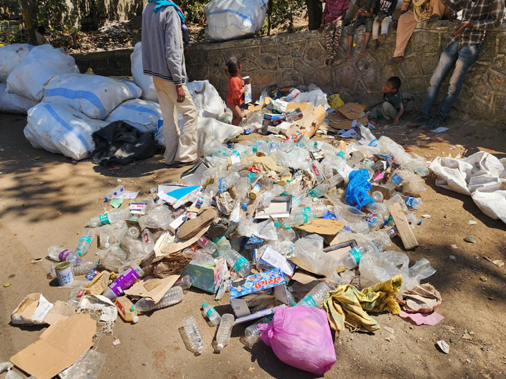 પ્લાસ્ટિક પર પ્રતિબંધ