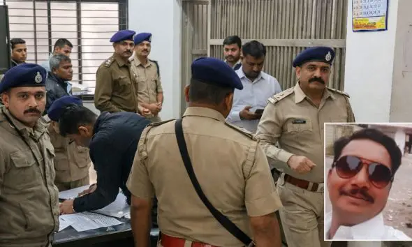 Vadodara Police Custody Suicide
