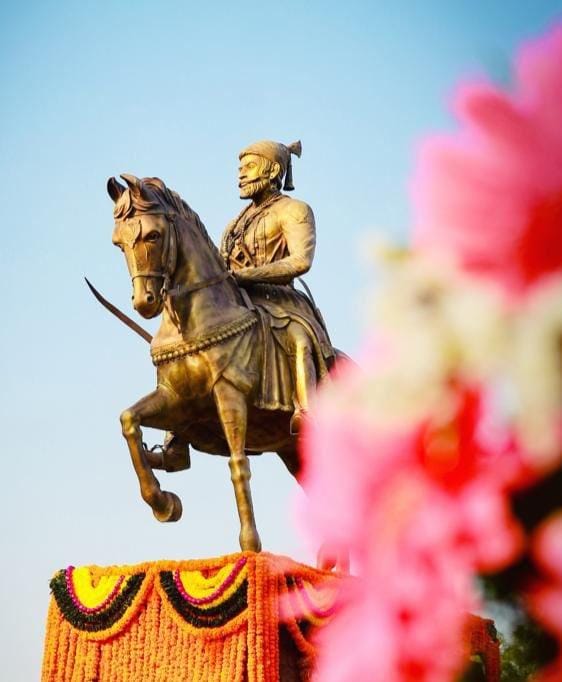 શિવાજી પ્રતિમાનું અનાવરણ