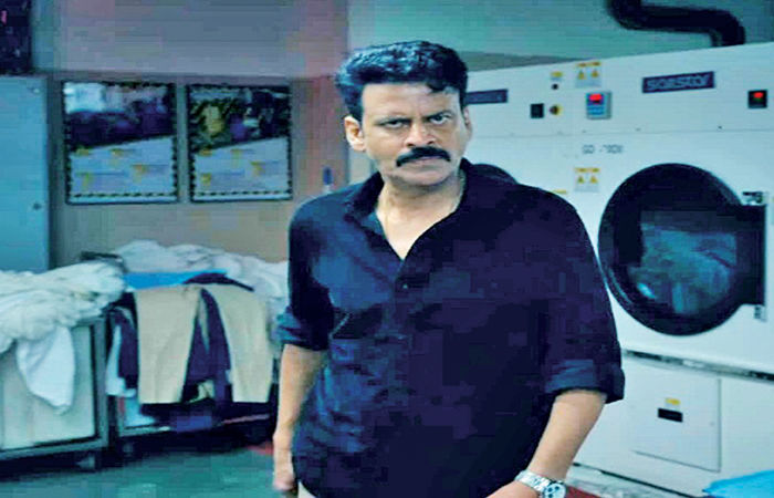 ‘ઘૂસખોર પંડિત