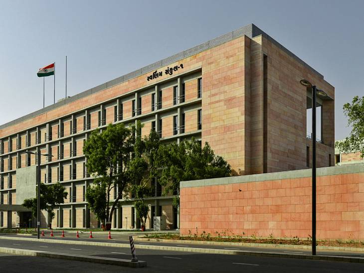 Gandhinagar Revenue Department Transfer