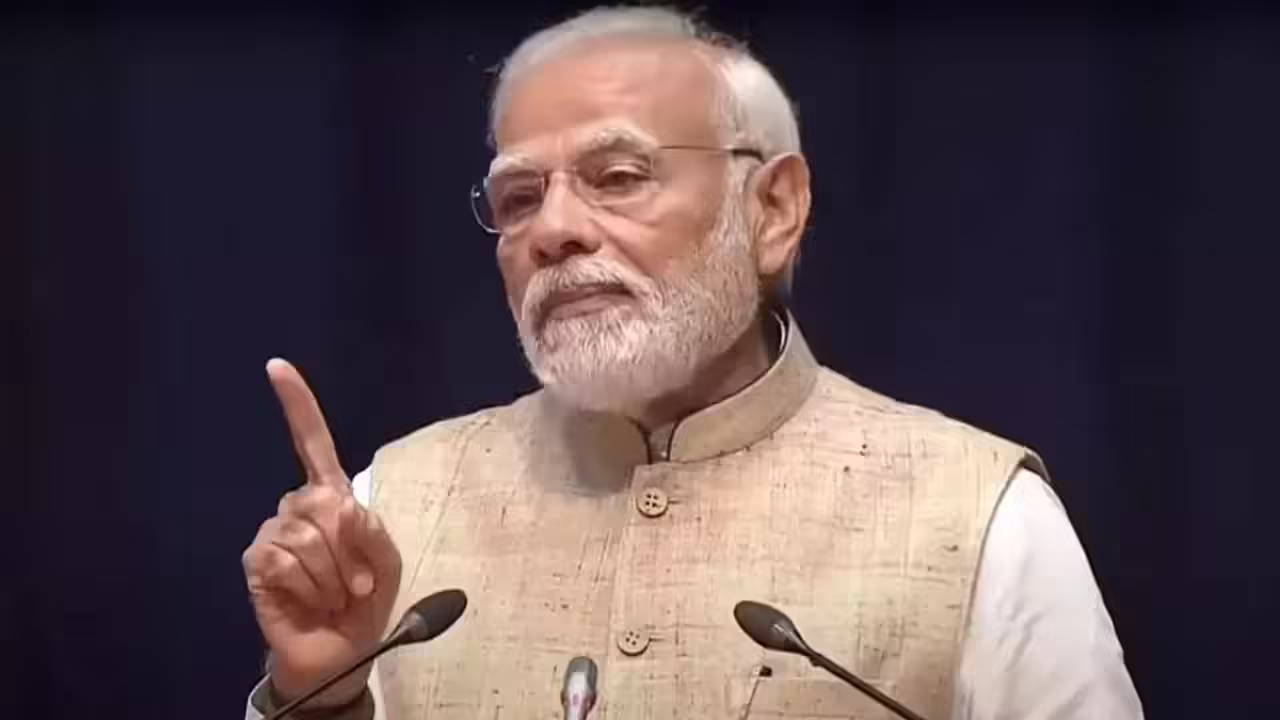 Gujarat Latest News Live: વડોદરામાં પીએમ મોદીનો રોડ-શો અને ભવ્ય સ્વાગત