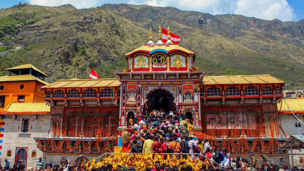 Char Dham Yatra Pilgrim Influx